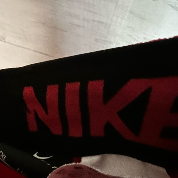 Nike HBR Marble Swoosh Basketball Training Shorts Red Black Mens 2XL EUC - Picture 9 of 15